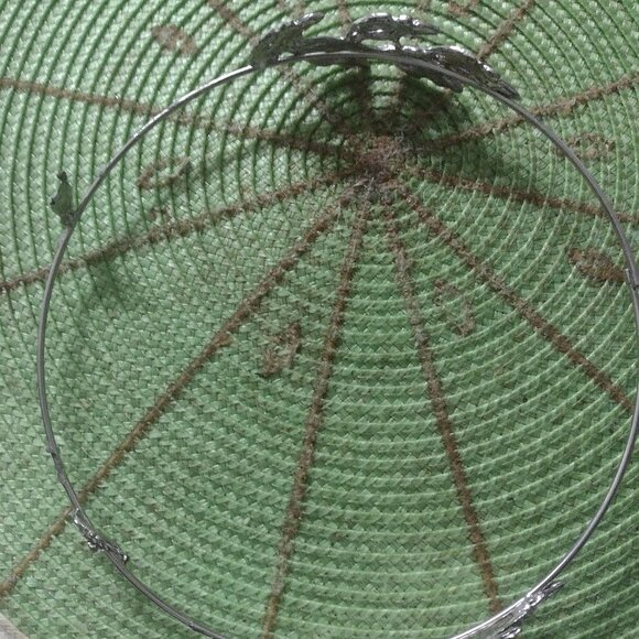 silver stoned tiara - Picture 1 of 3